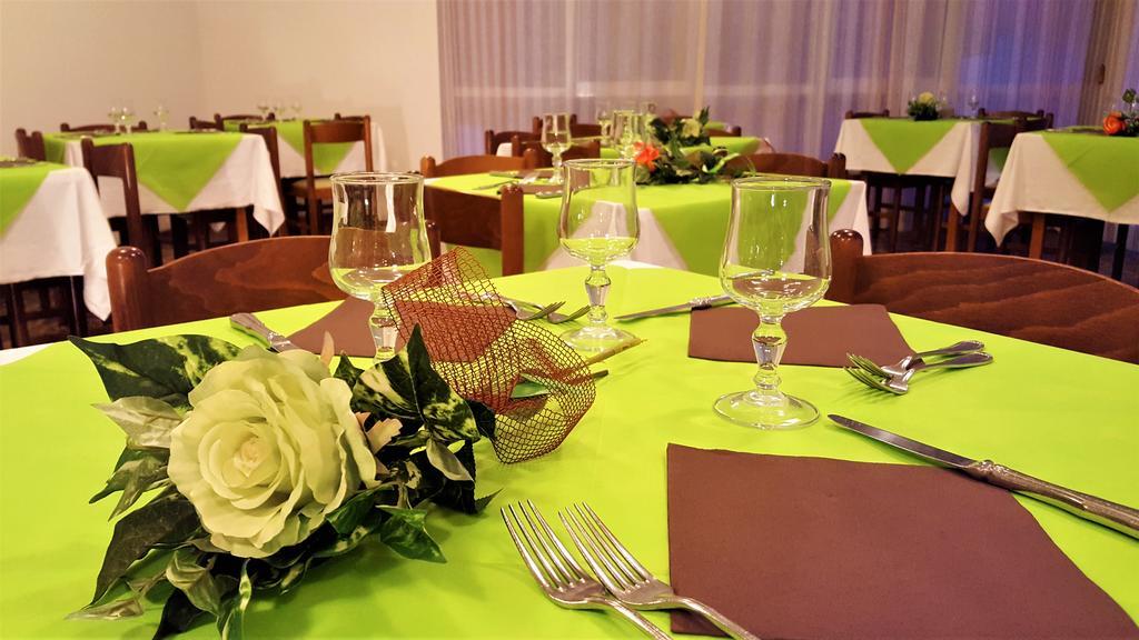 Hotel Sahib Каттолика Экстерьер фото