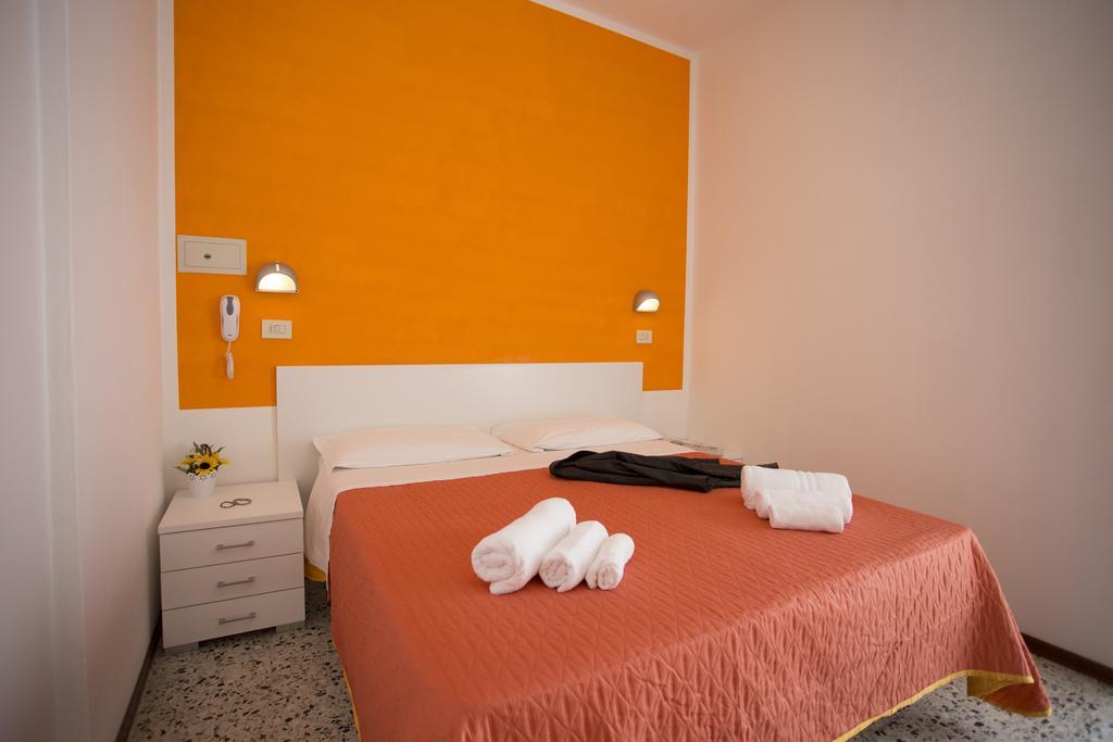 Hotel Sahib Каттолика Экстерьер фото