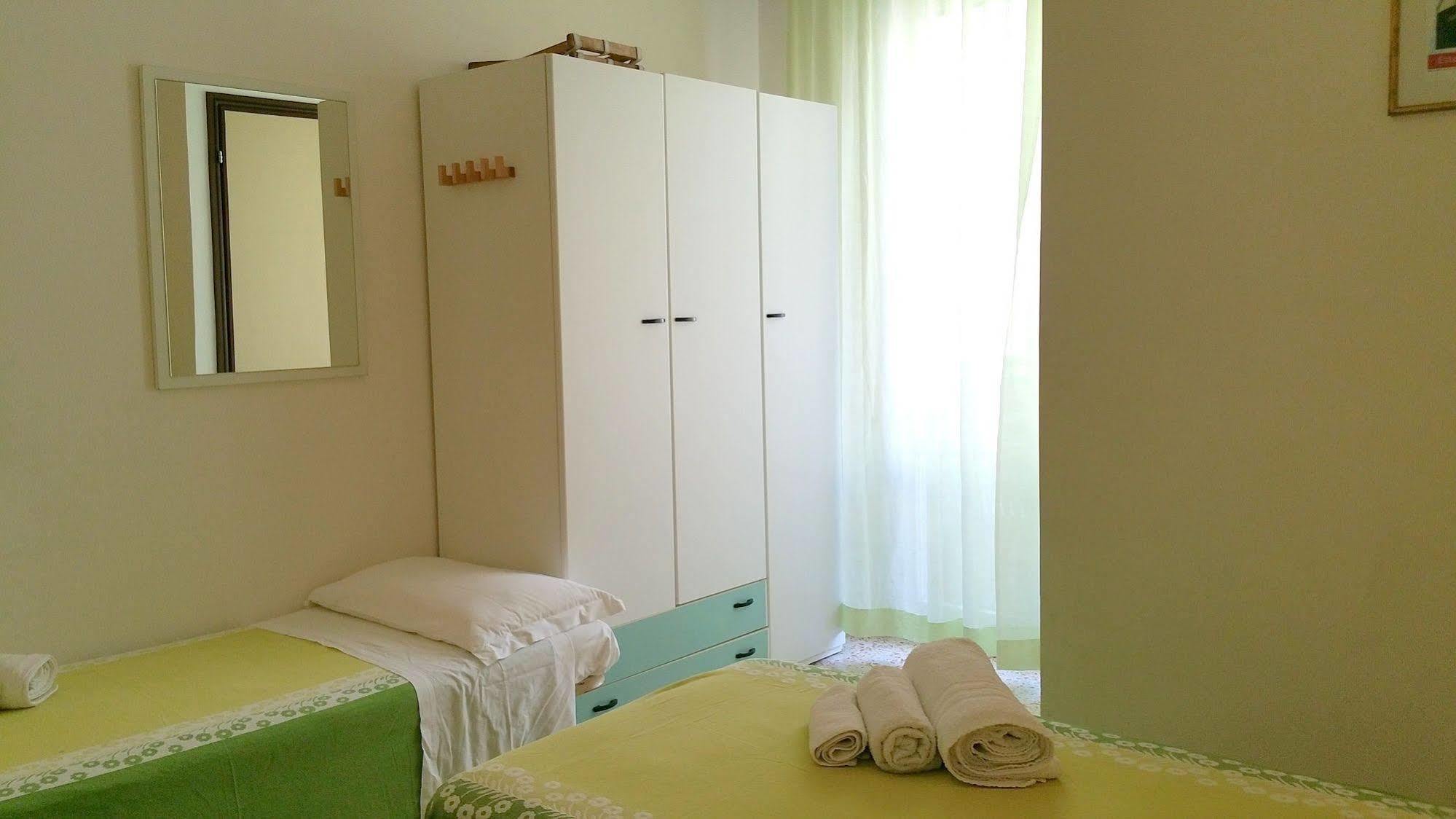 Hotel Sahib Каттолика Экстерьер фото